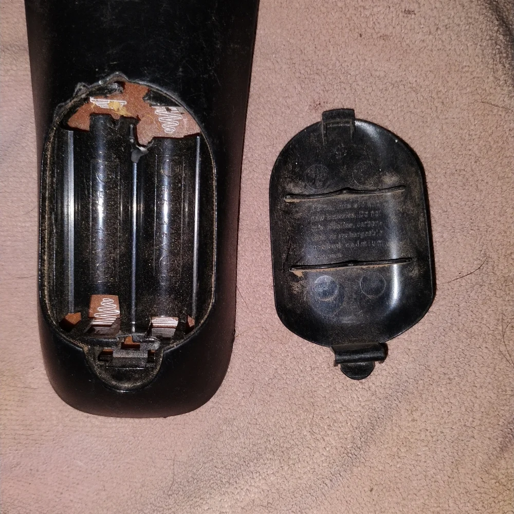 RCA Remote Control - Picture 3 of 3